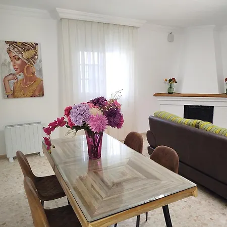 Сasa de vacaciones Casa Elena *