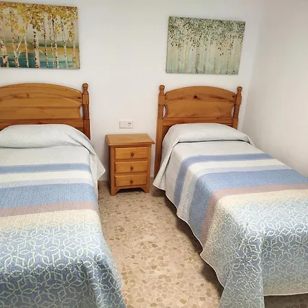 Casa Elena בית נופש קוניל דה לה פרונטרה