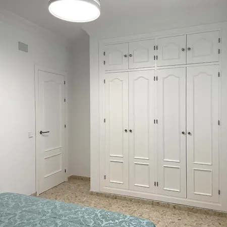 בית נופש Casa Elena קוניל דה לה פרונטרה